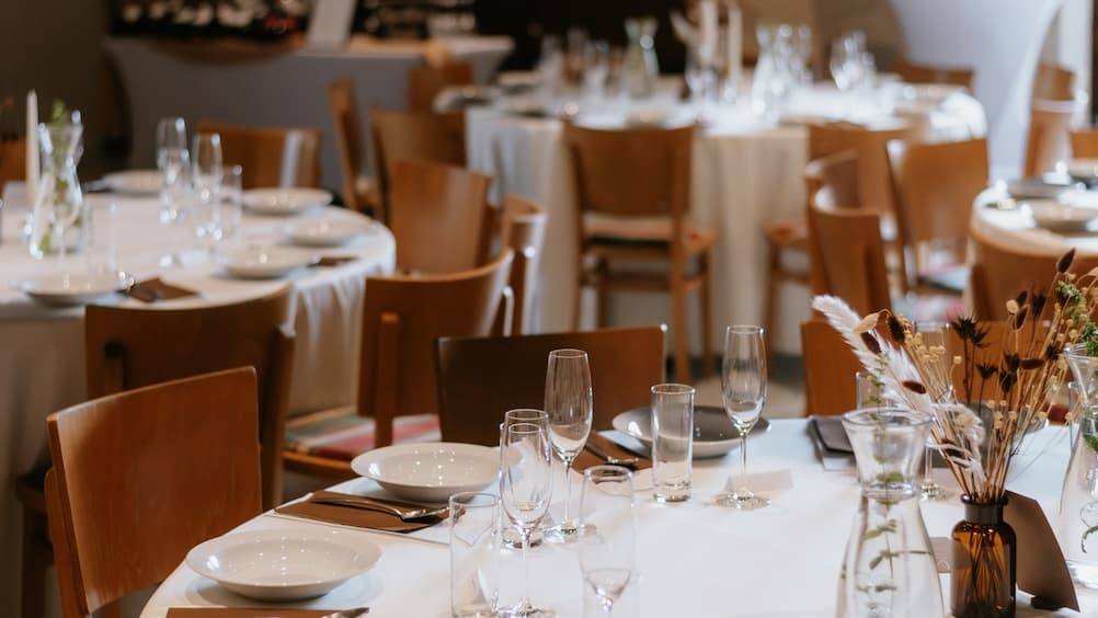 Celý den až do rána